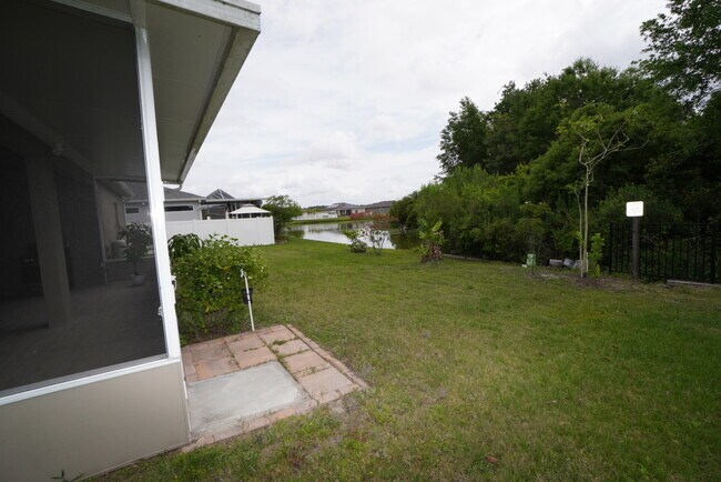 Building Photo - 6618 Castle Green Pl