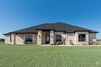 Building Photo - 1444 Carter Dr