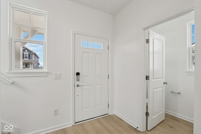 Building Photo - 7417 Peristyle Ln