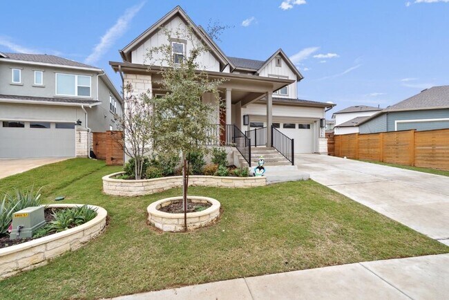 Foto del edificio - 8316 Looksee Ln