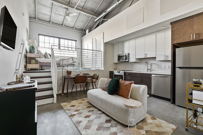 Building Photo - The Carousel