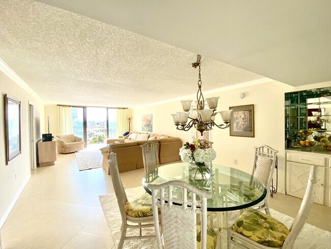 Foto del edificio - 3460 S Ocean Blvd