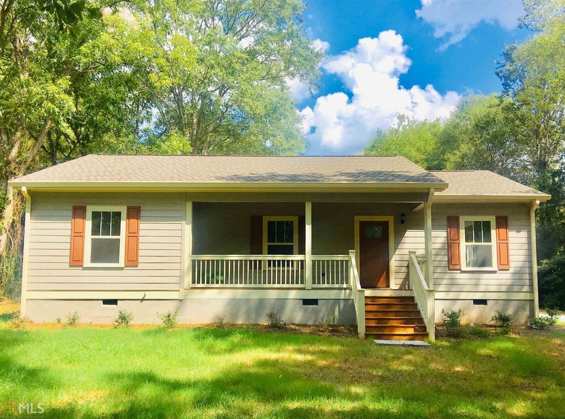 619 Wellington St, Madison, GA 30650 House Rental in Madison, GA