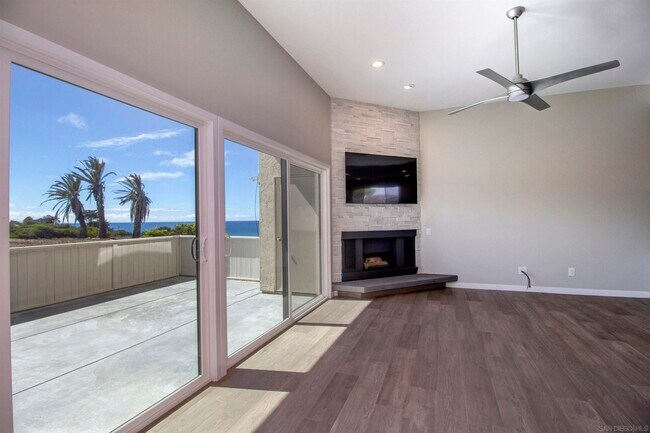 Building Photo - 149 S Shore Dr