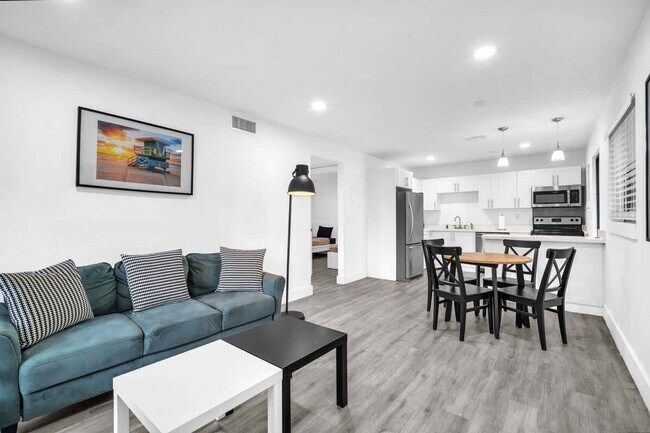 Foto del edificio - 653 SW 2nd St