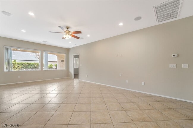 Building Photo - 2560 Crater Rock St