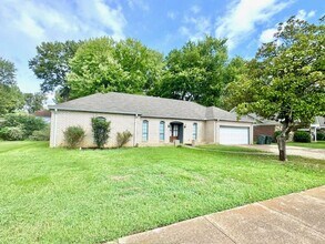 Building Photo - 5560 Ackerman Cove