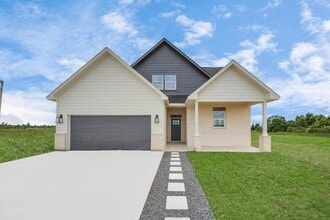 Building Photo - 11141 Rd 5503