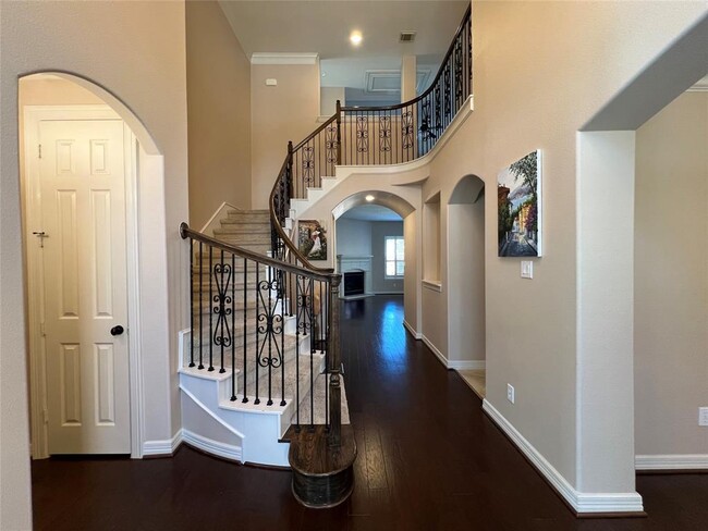 Building Photo - 2109 Belcara View
