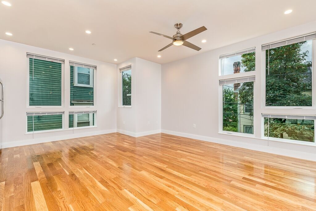 Building Photo - 9 Alleghany St