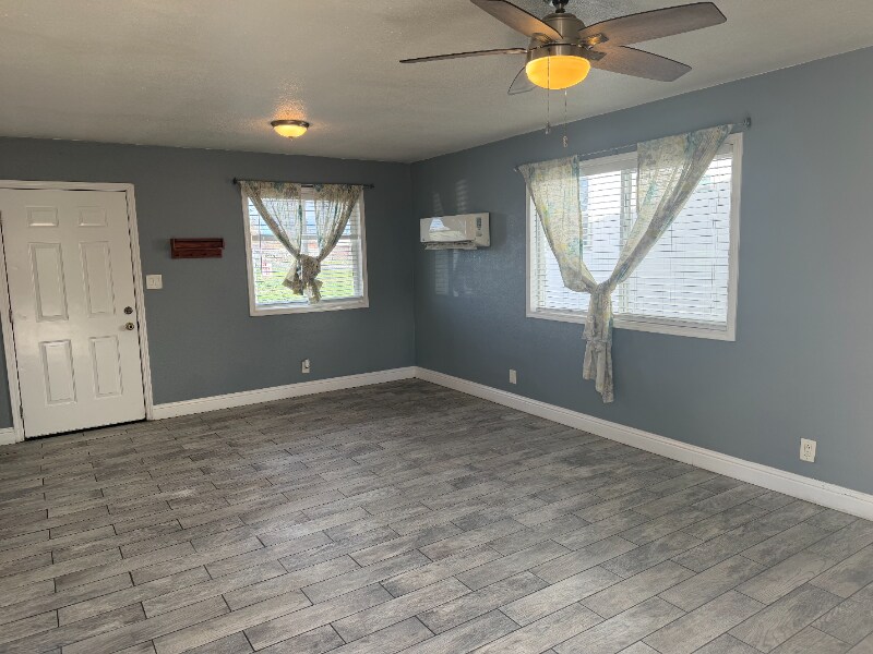 Foto del edificio - 1931 E F St