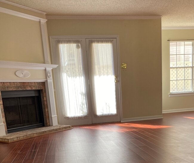 Building Photo - 1402 Audubon Trace