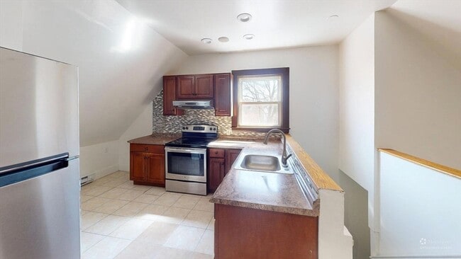 Building Photo - 45 Henry Ave