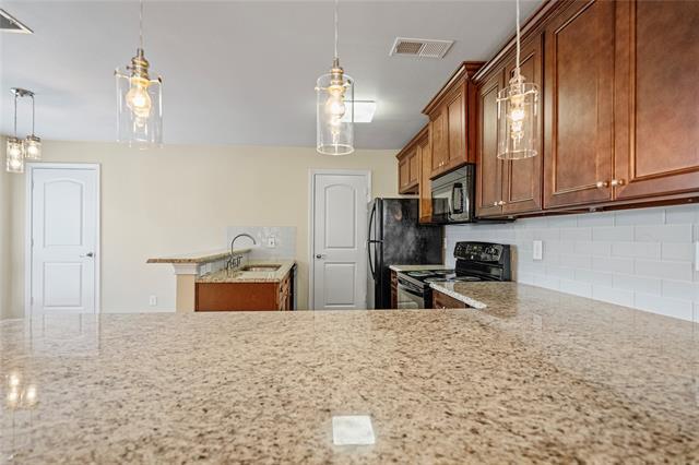 Foto del edificio - 5616 Preston Oaks Rd