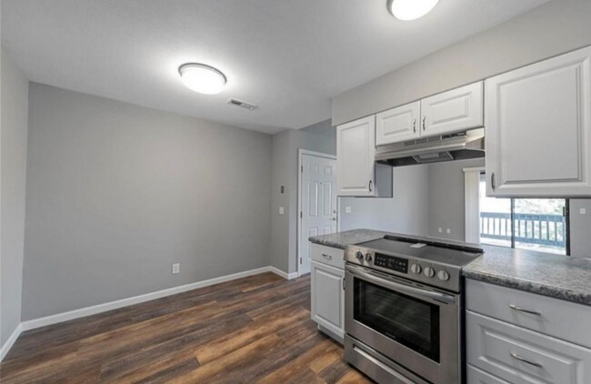 Foto del edificio - 1630 Summergate Pkwy