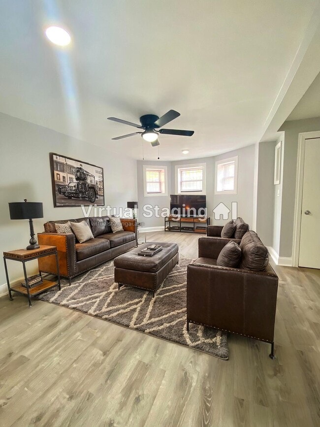 906 Montrose 2 bedroom - 900 W Montrose Ave 906 Montrose 2 bedroom - 900 W Montrose Ave