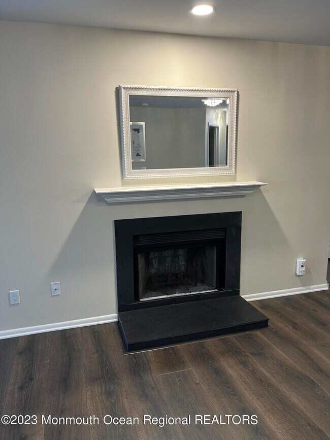 1021 Waters Edge Dr, Toms River, NJ 08753 Condo for Rent in Toms