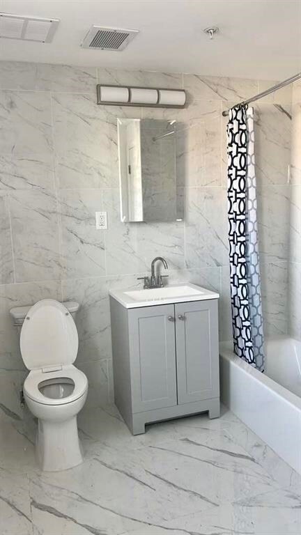 Foto del edificio - 765 Newark Ave