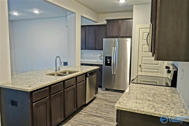 Foto del edificio - 6604 Cotton Crk Rd NW