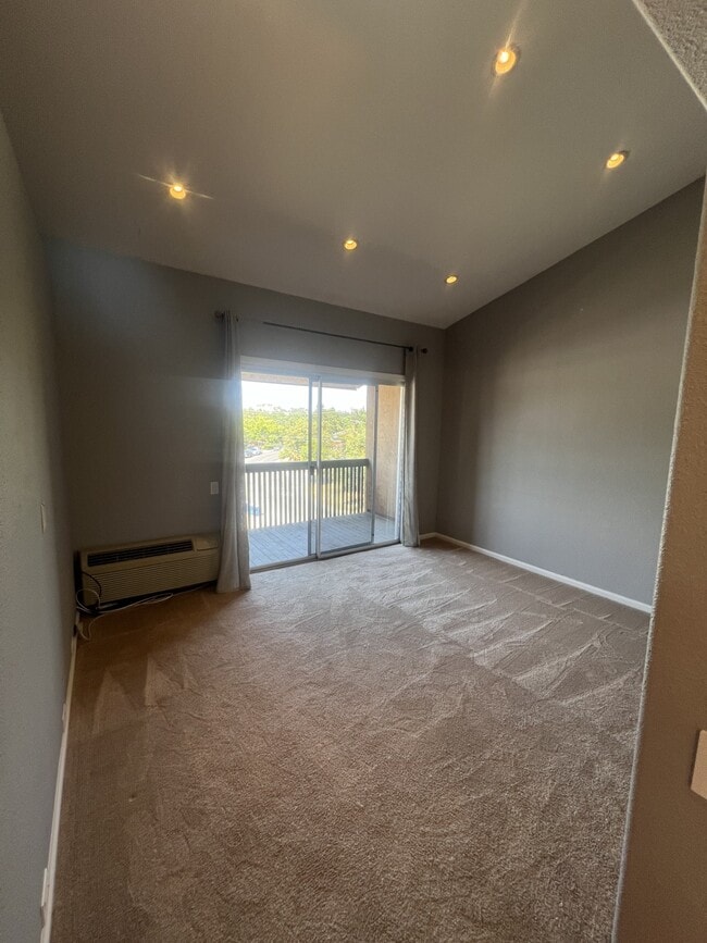 Photo - 155 Sharene Ln Townhome