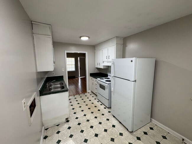 Foto del edificio - 3436 Washburn Ave