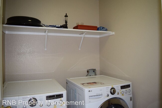 Foto del edificio - 3 br, 2.5 bath House - 931 Downing Circle