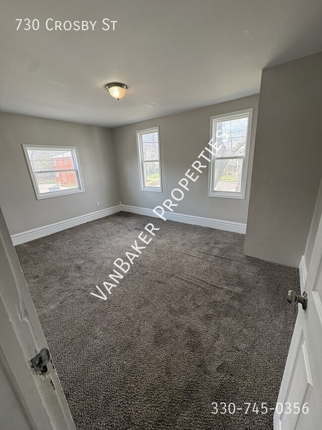 Foto del edificio - 730 Crosby St