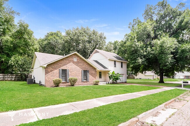 Foto del edificio - 3016 Shade Tree Cove