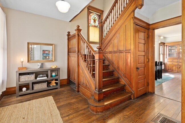 Foto del edificio - 1531 Vinewood St