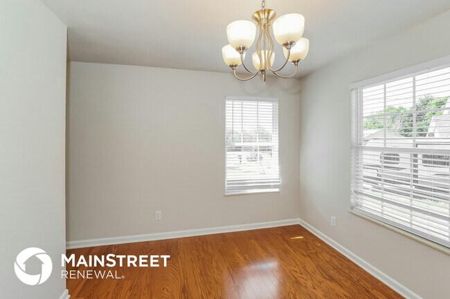 Foto del edificio - 4037 Gumwood Ln
