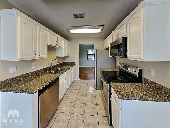 Foto del edificio - 3315 Blackfoot Trail S