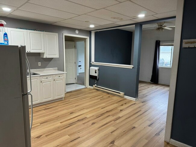 Building Photo - 7376 N Bergen Rd