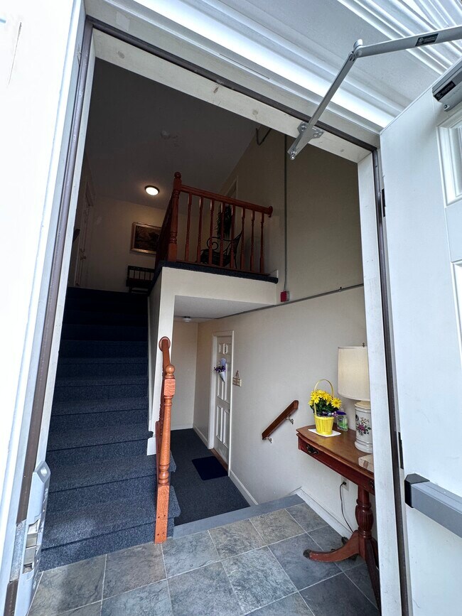 Building Photo - 2920 Pawtucket Ave