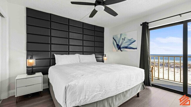 Foto del edificio - 556 Coral Ct