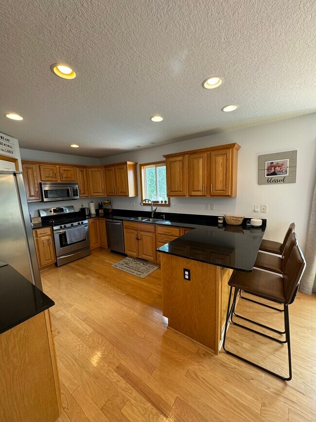 Foto del edificio - 114 SW 32nd Ct
