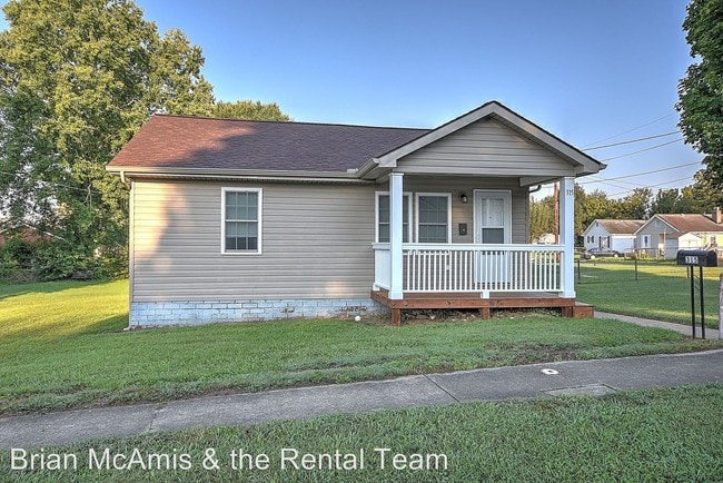 2 Br 1 Bath House 315 Clinch St House For Rent In Kingsport Tn Apartments Com
