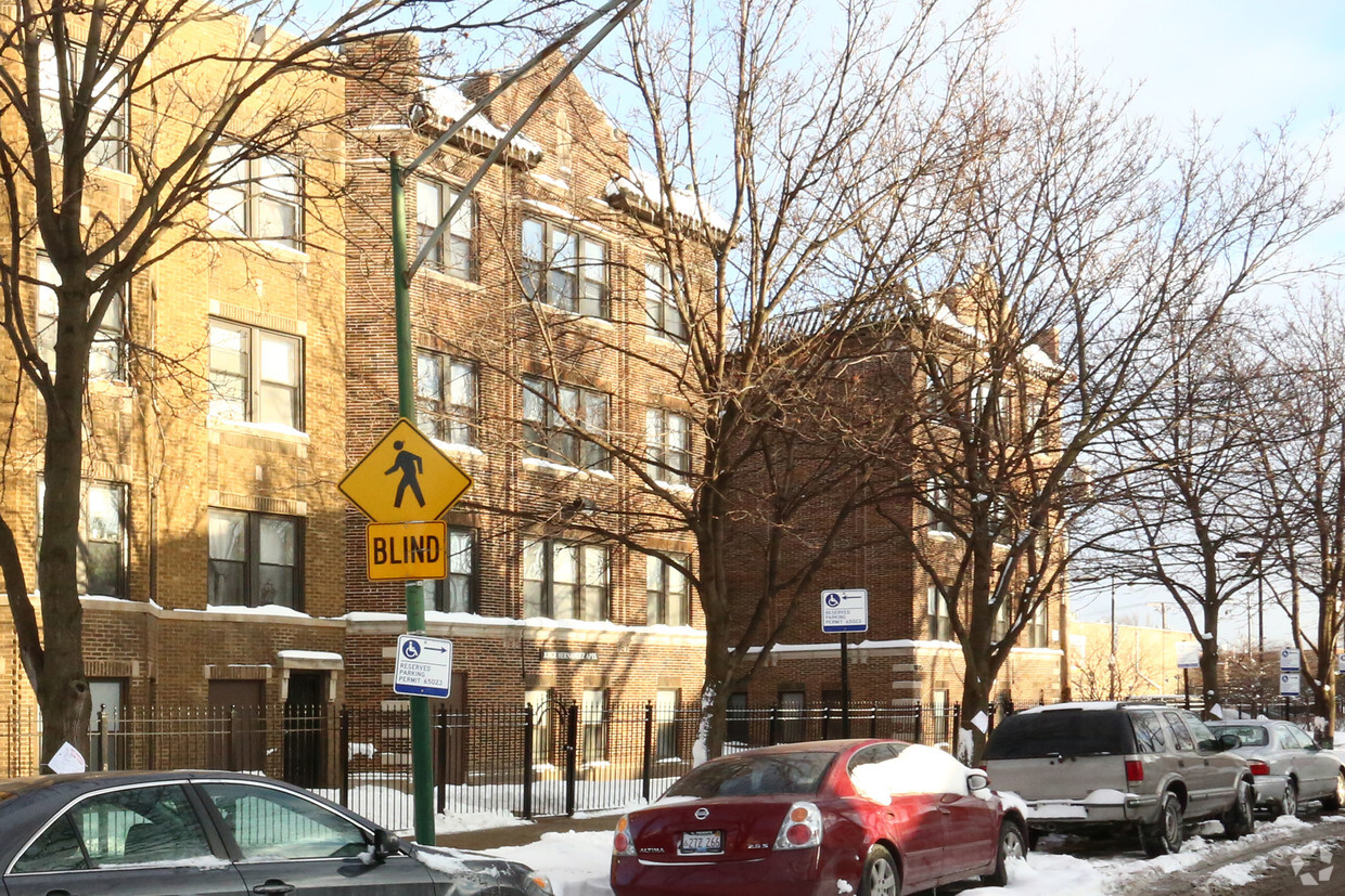 Building Photo - Jorge Hernandez Apartments