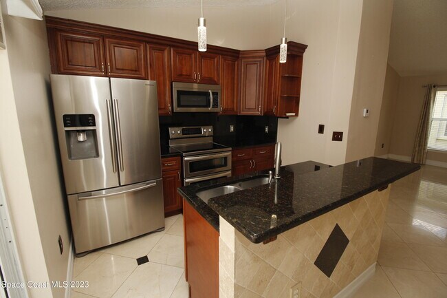 Building Photo - 2729 Maderia Cir