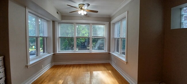 Foto del edificio - 4735 N Washtenaw Ave