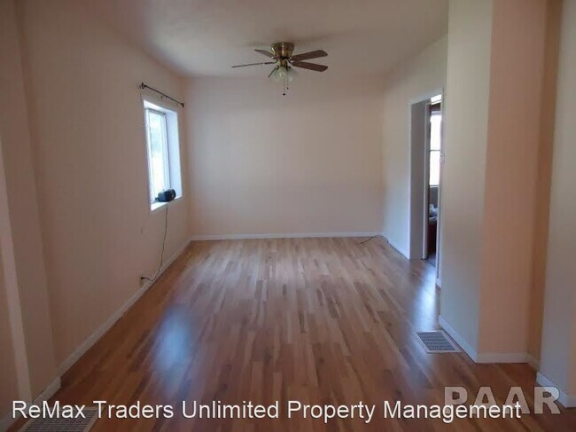Building Photo - 2 br, 2 bath House - 704 N First