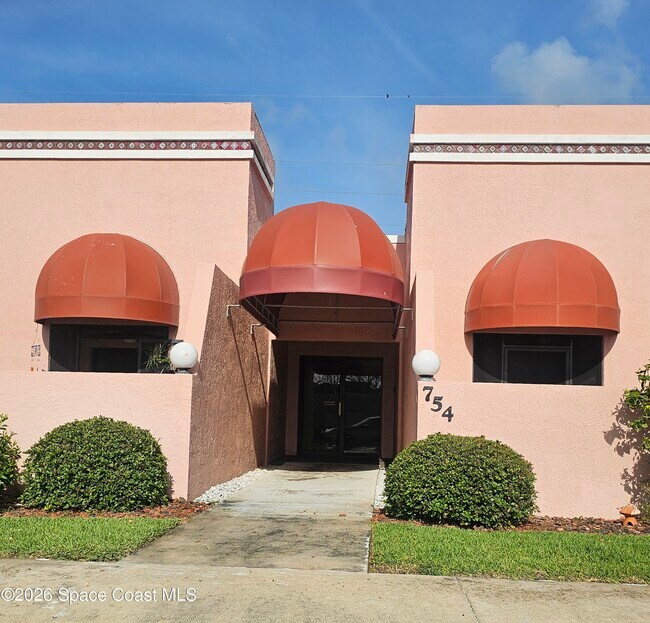 Foto del edificio - 754 S Orlando Ave