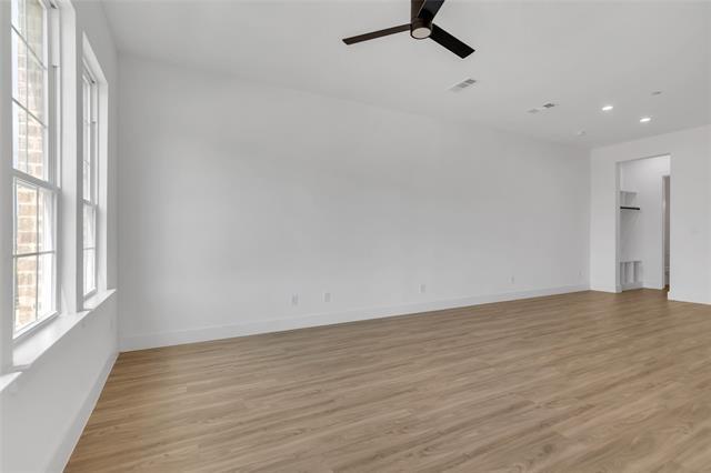 Building Photo - 3411 Sanjeev Dr