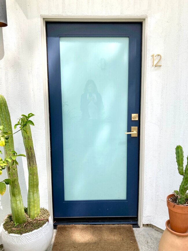 Foto del edificio - 2500 Abbot Kinney Blvd