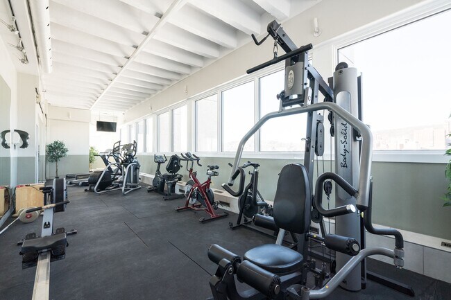 Photo du bâtiment - 1975 Maisonneuve Blvd W