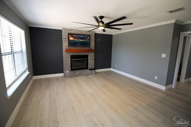 Building Photo - 10686 Silver Creek Dr