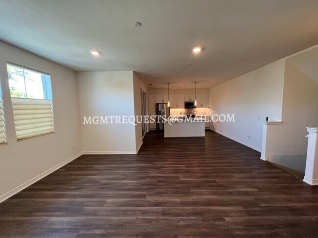 Building Photo - 17854 S Upton