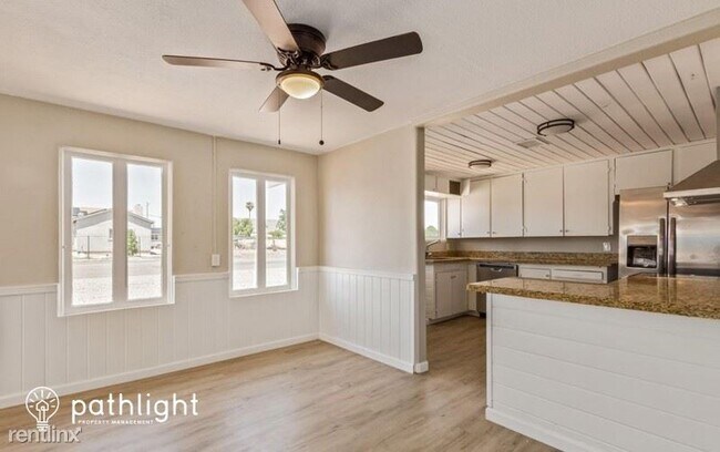 Building Photo - 4 br, 2 bath House - 110 N 2nd St UNIT