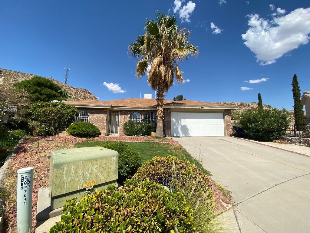 Foto principal - West El Paso, Scenic Heights. 3 bedrooms, ...