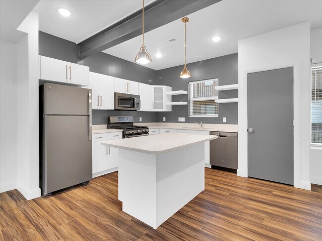 Building Photo - 1602 E 3300 S