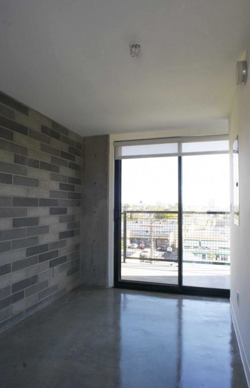 Building Photo - 4021 1st Ave